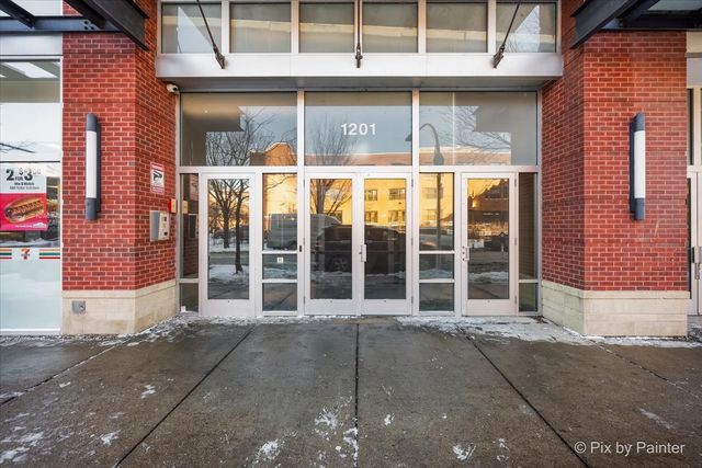 1201 W Adams Street 403, Chicago, IL 60607