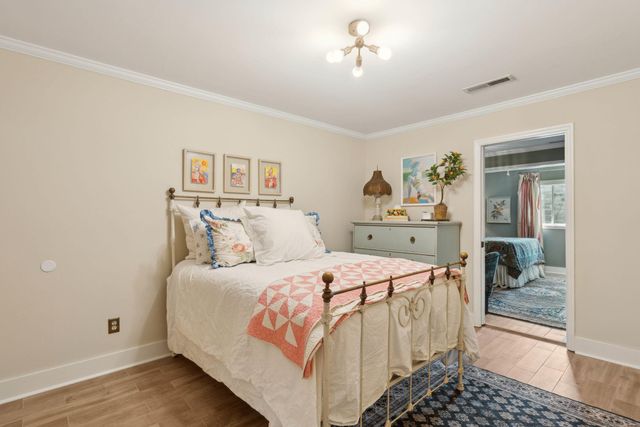 1126 Middleton Court, Mount Pleasant, SC 29464