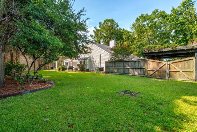 1126 Middleton Court, Mount Pleasant, SC 29464