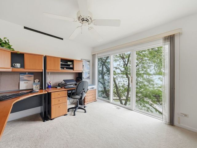 26435 N Ridge Court, Mundelein, IL 60060