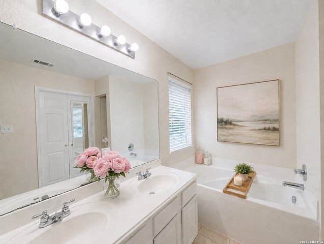10011 Collenback Run, San Antonio, TX 78251