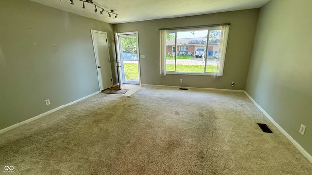 9619 Deneen Drive, Noblesville, IN 46060
