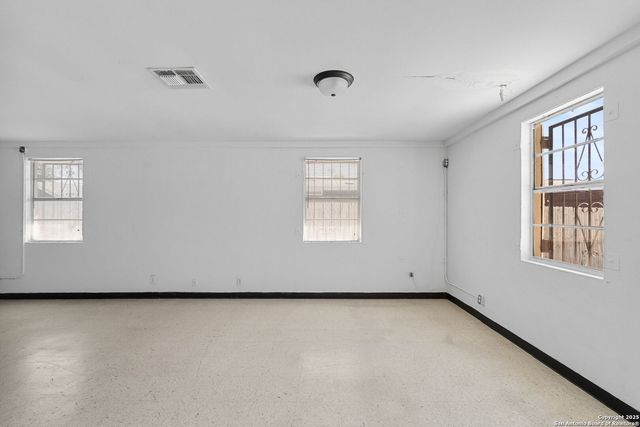 5710 Old Pearsall, San Antonio, TX 78242