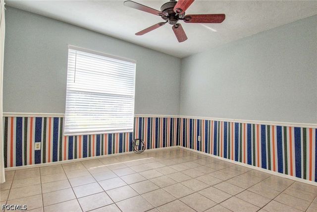 1100 Pondella RD 807, Cape Coral, FL 33909
