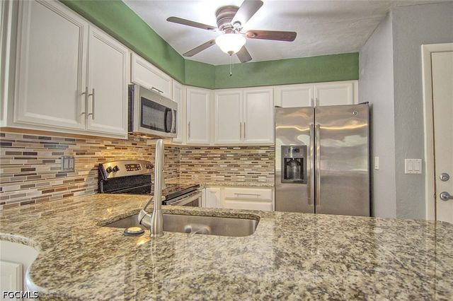 1100 Pondella RD 807, Cape Coral, FL 33909