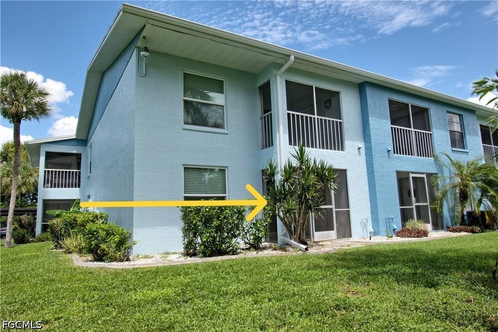 Image 18 of property listing at 1100 Pondella RD 807, Cape Coral, FL 33909