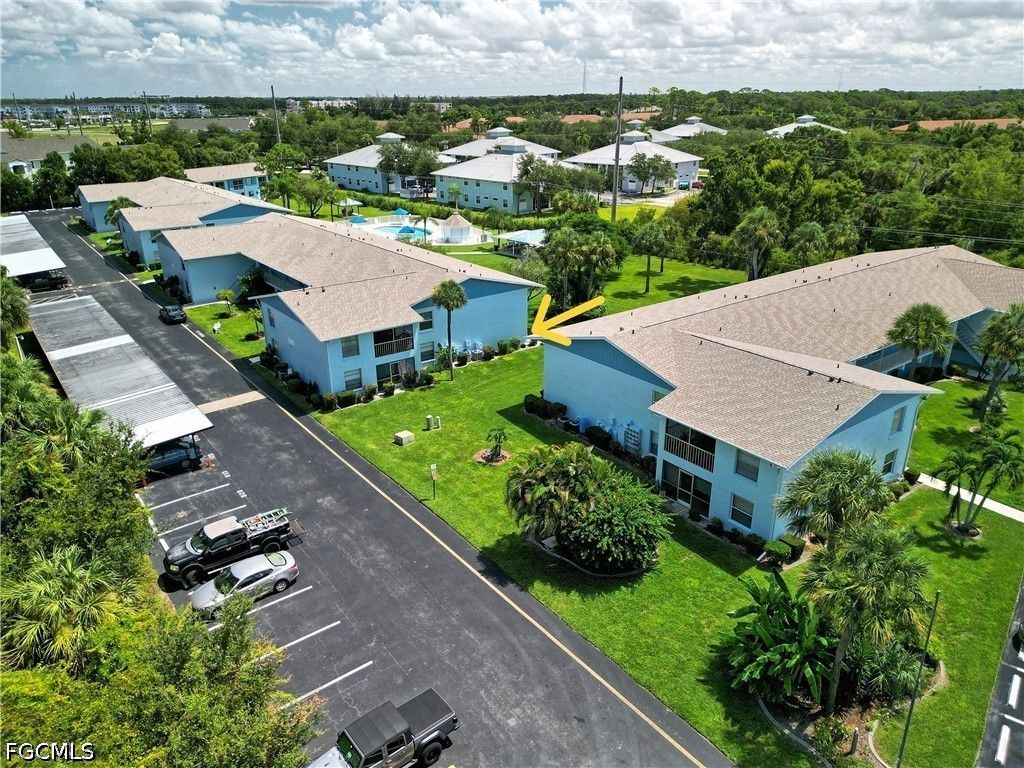Image 21 of property listing at 1100 Pondella RD 807, Cape Coral, FL 33909