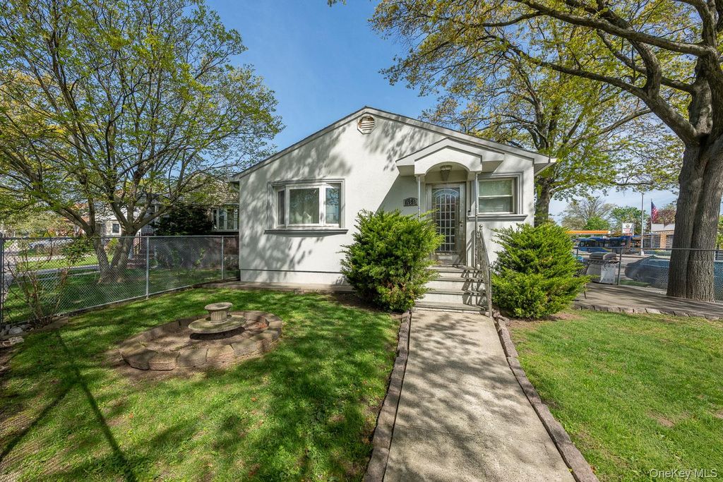 157-59 19th Avenue, Whitestone, NY 11357 — photo 2