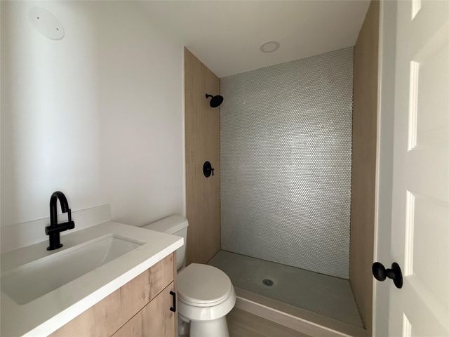 3617 Rosalie Street 3, Houston, TX 77004