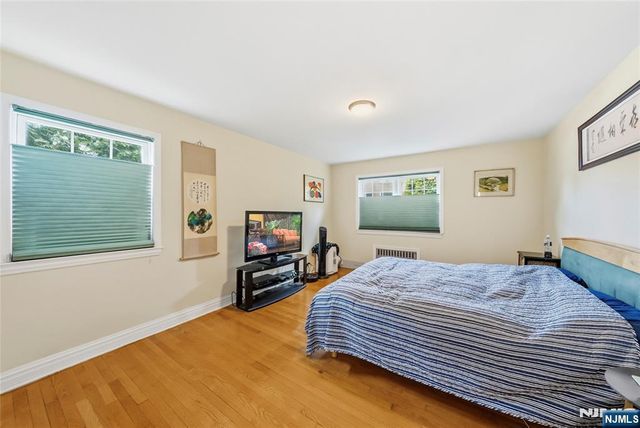 1028 Harvard Place, Fort Lee, NJ 07024