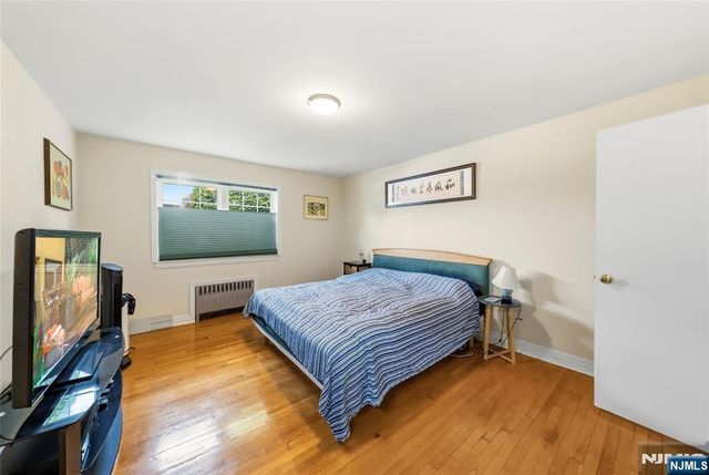1028 Harvard Place, Fort Lee, NJ 07024