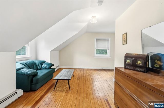 1028 Harvard Place, Fort Lee, NJ 07024