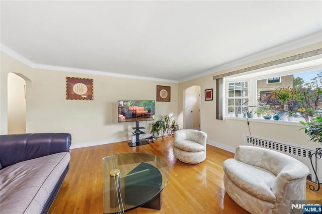1028 Harvard Place, Fort Lee, NJ 07024
