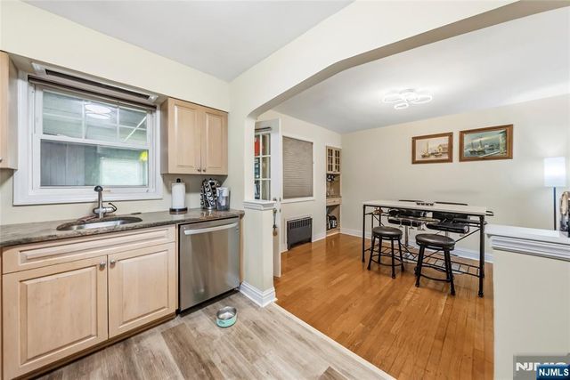 1028 Harvard Place, Fort Lee, NJ 07024