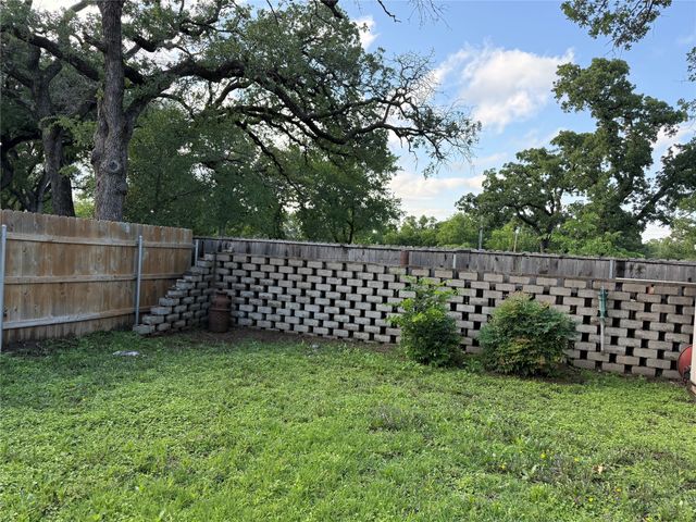 1201 NW 7th Avenue, Mineral Wells, TX 76067