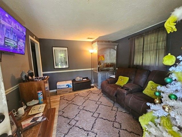 1208 Mccarthy Avenue, Savannah, GA 31415