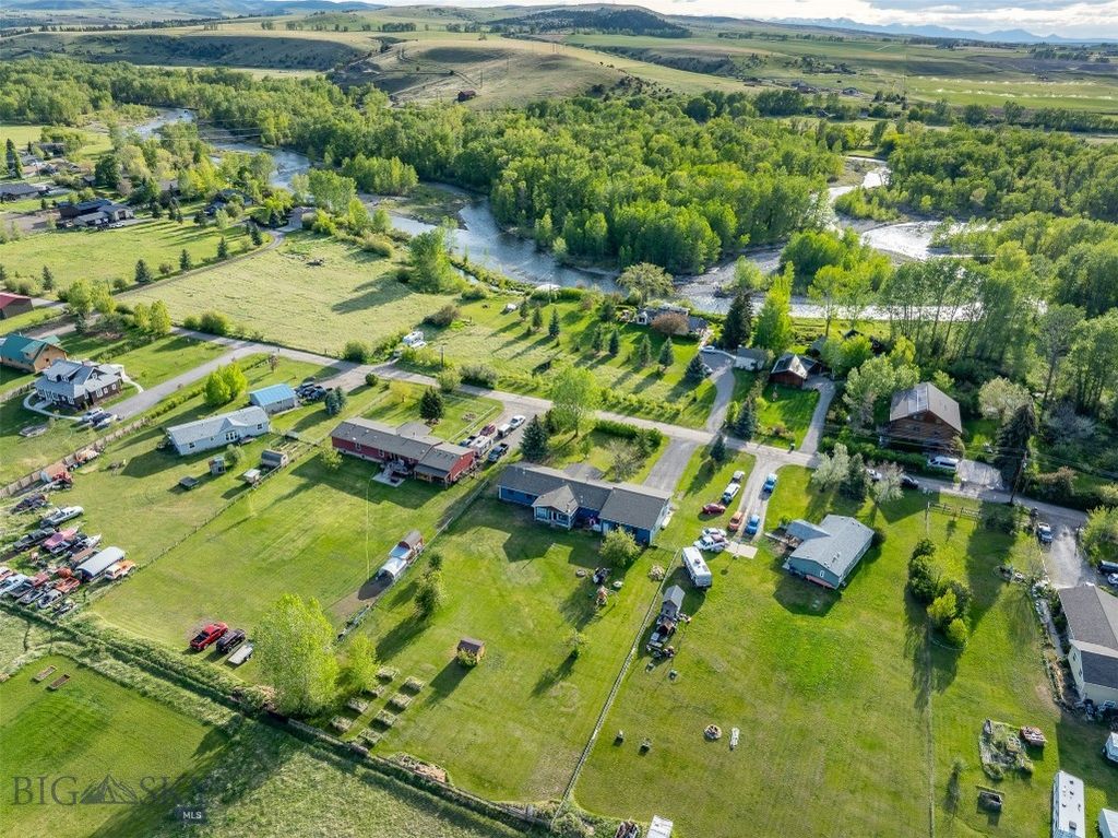 3490 Magenta Road, Bozeman, MT 59715
