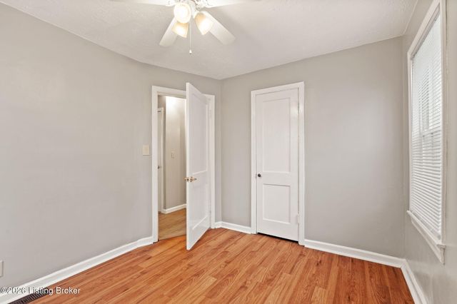 3455 Glendale Ave, Louisville, KY 40215