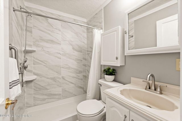 3455 Glendale Ave, Louisville, KY 40215