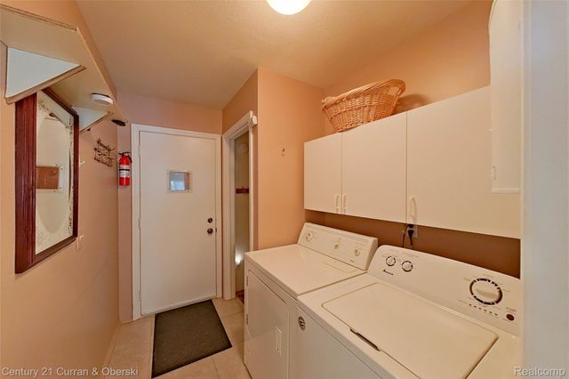 37257 Amhurst Drive 28, Westland, MI 48185