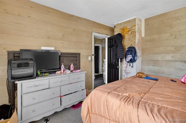 454 E Atherton Road, Flint, MI 48507
