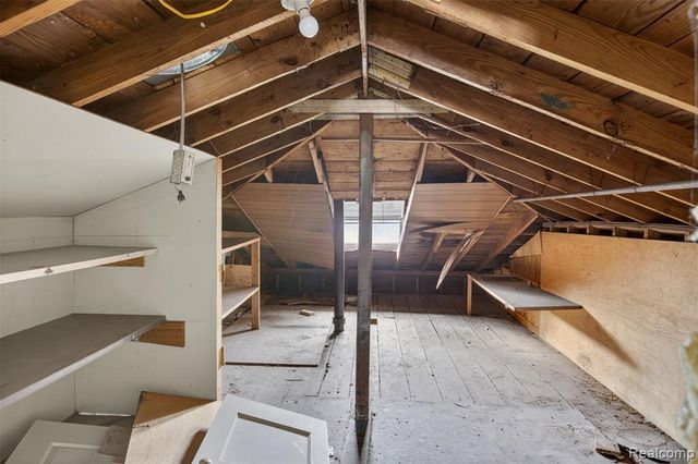454 E Atherton Road, Flint, MI 48507