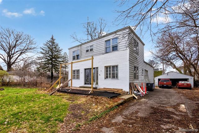 454 E Atherton Road, Flint, MI 48507