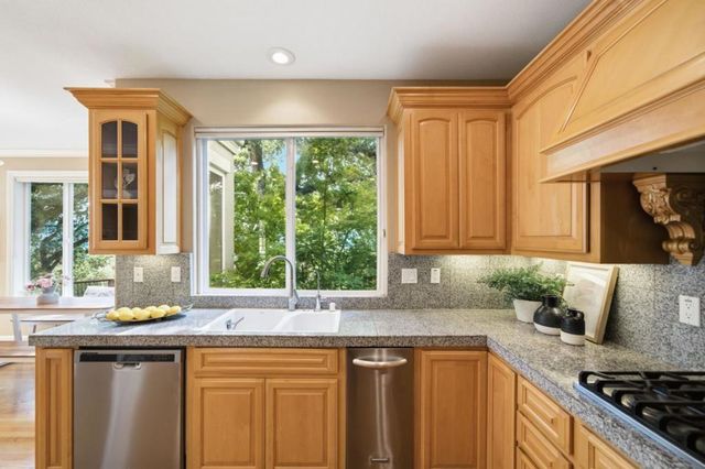 8411 Goldenrod Circle, Gilroy, CA 95020