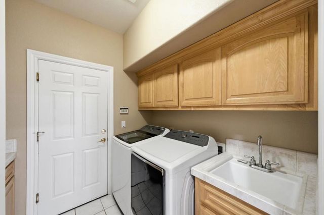 8411 Goldenrod Circle, Gilroy, CA 95020