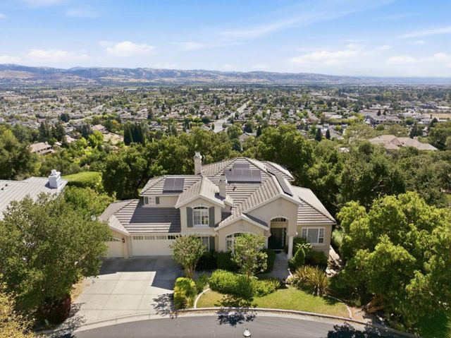8411 Goldenrod Circle, Gilroy, CA 95020