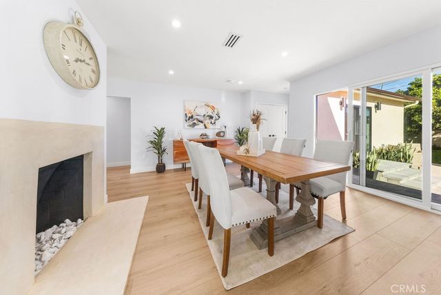 5700 Vista Del Monte, Sherman Oaks, CA 91411