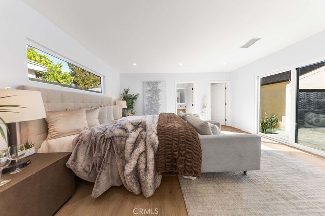 5700 Vista Del Monte, Sherman Oaks, CA 91411