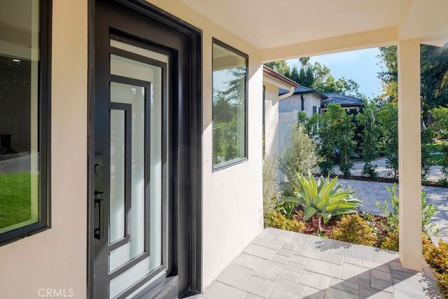 5700 Vista Del Monte, Sherman Oaks, CA 91411