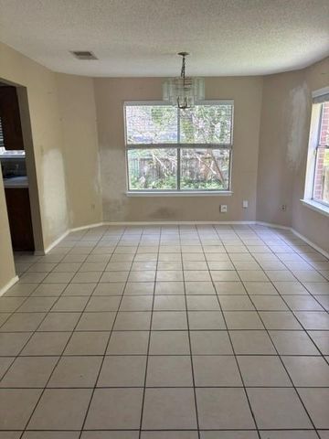 17511 Klamath Falls DR, Round Rock, TX 78681