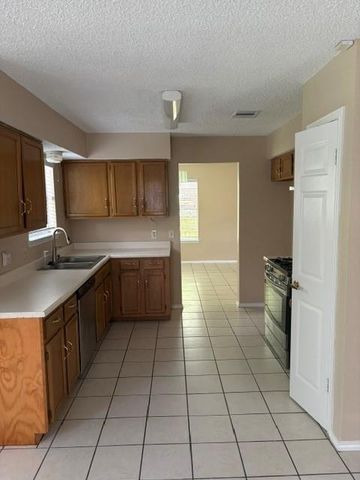 17511 Klamath Falls DR, Round Rock, TX 78681