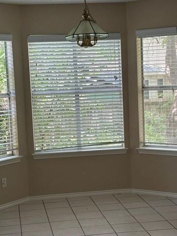 17511 Klamath Falls DR, Round Rock, TX 78681