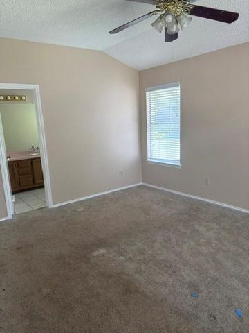 17511 Klamath Falls DR, Round Rock, TX 78681