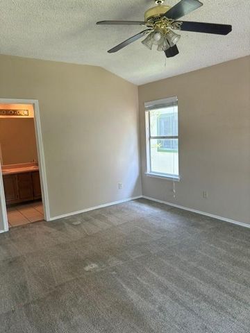17511 Klamath Falls DR, Round Rock, TX 78681