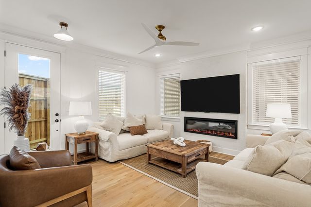 5011C Illinois Ave, Nashville, TN 37209