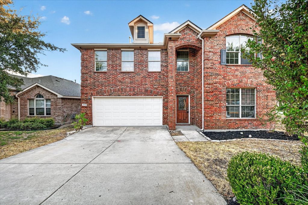 10369 Bradshaw Drive, Fort Worth, TX 76108 — photo 2