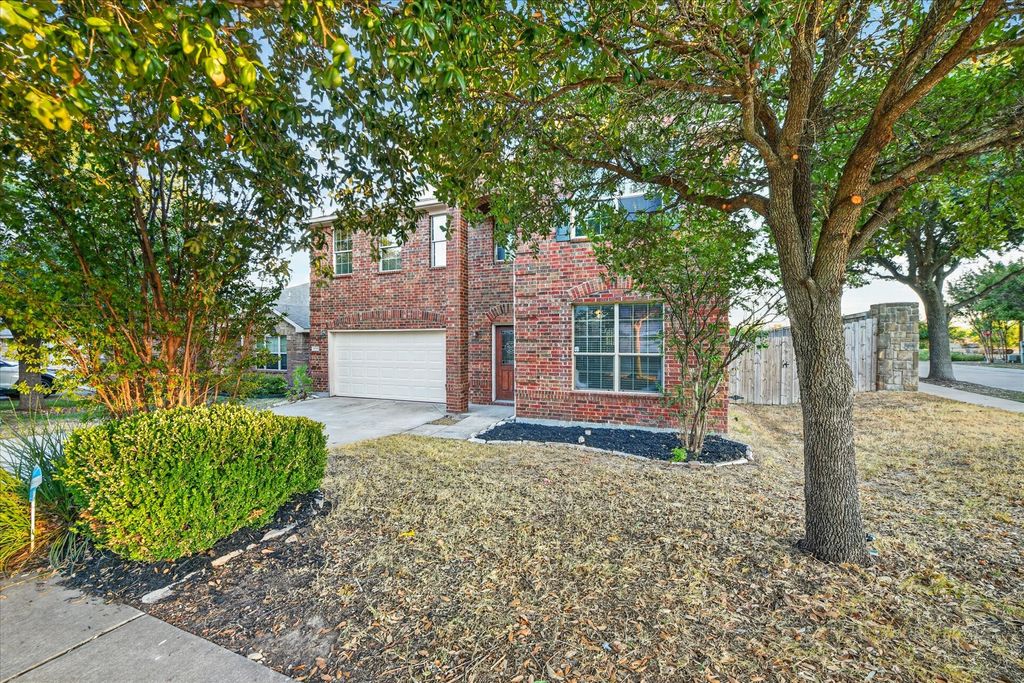 10369 Bradshaw Drive, Fort Worth, TX 76108 — photo 3