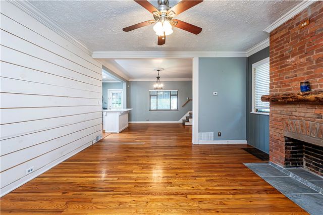 623 5th St, Oakmont, PA 15139