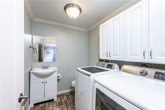 623 5th St, Oakmont, PA 15139