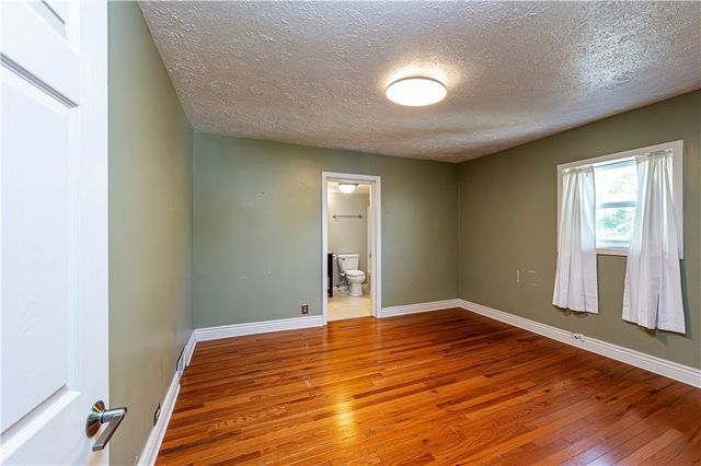 623 5th St, Oakmont, PA 15139