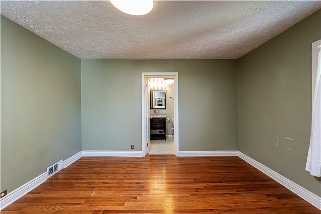 623 5th St, Oakmont, PA 15139