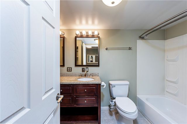 623 5th St, Oakmont, PA 15139