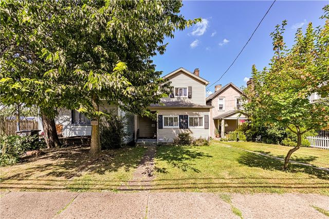 623 5th St, Oakmont, PA 15139