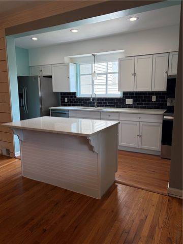 623 5th St, Oakmont, PA 15139