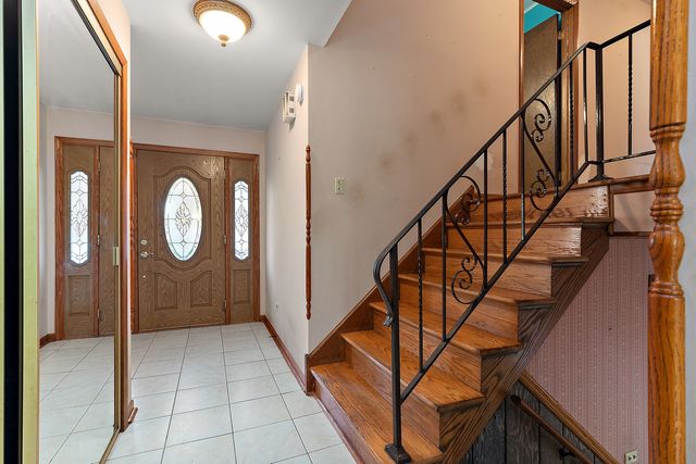 12810 S Cedar Lane, Palos Heights, IL 60463