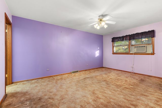 12810 S Cedar Lane, Palos Heights, IL 60463